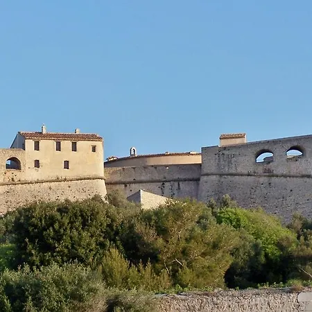 Les Oliviers Antibes